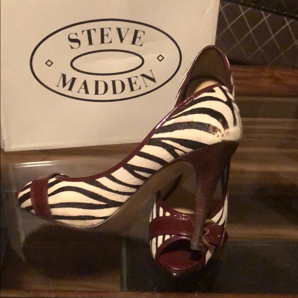 Steve Madden heels - Picture 2 of 6
